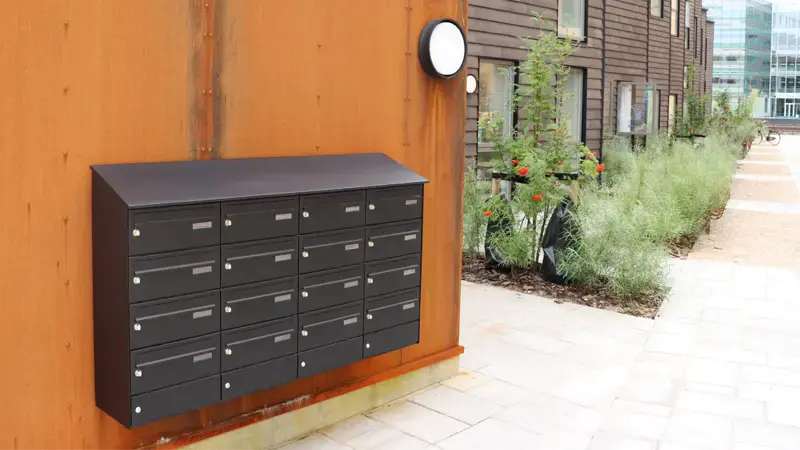 Postkasser til boligforeningen Pakhuskajen i Odense