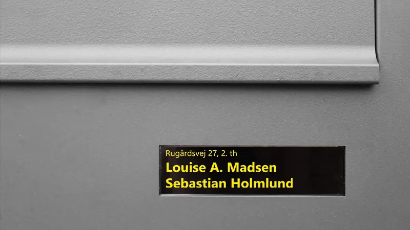 Postkasseanlæg til boligforeninger med digitale navne-displays og adgangskontrol